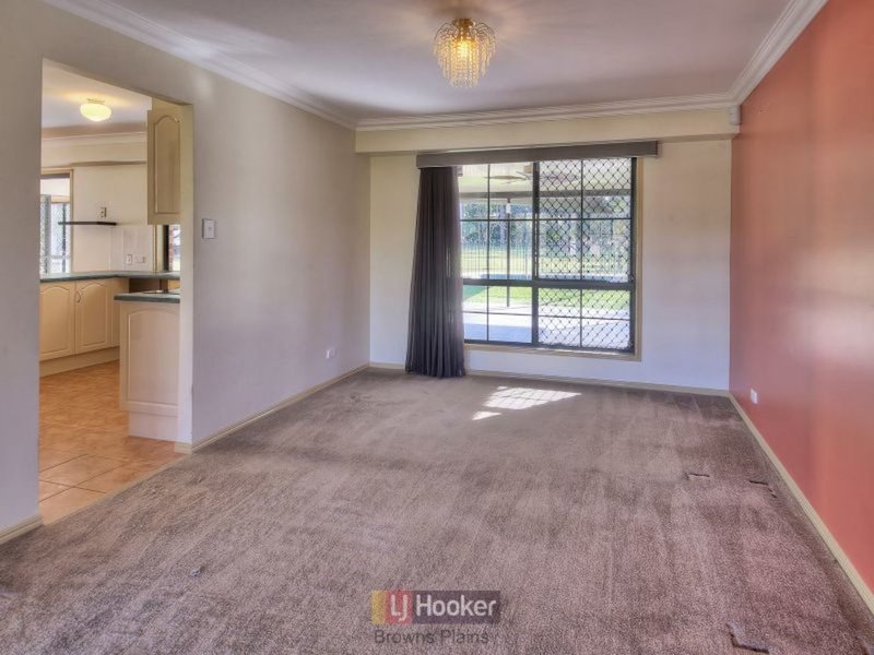 Photo - 13-15 Belvedere Drive, Park Ridge QLD 4125 - Image 5