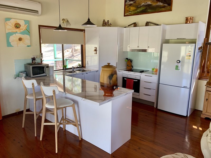 Photo - 13-15 Edward Place, Kooralbyn QLD 4285 - Image 2