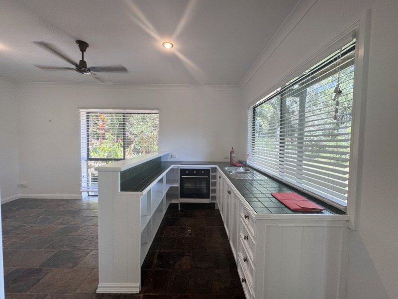 Photo - 13-15 John Nielsen Court, Worongary QLD 4213 - Image 6