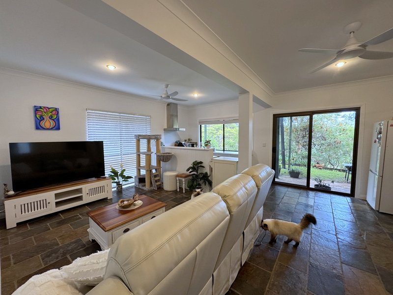 Photo - 13-15 John Nielsen Court, Worongary QLD 4213 - Image 16