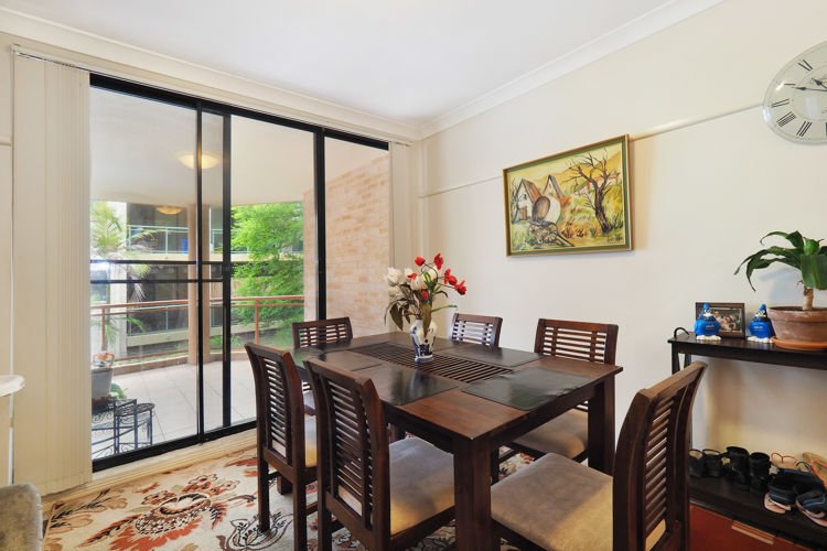 Photo - 1/3-5 Marsden Street, Granville NSW 2142 - Image 4