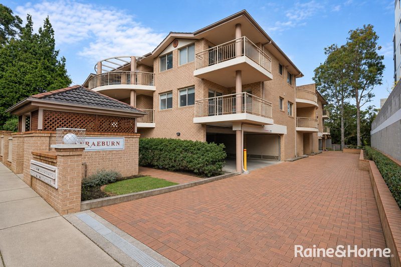 Photo - 1/3-5 Shortland Street, Point Frederick NSW 2250 - Image 2