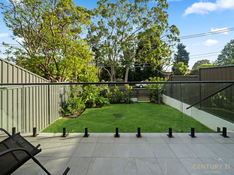 Photo - 1/3-5 Winston Street, Asquith NSW 2077 - Image 4