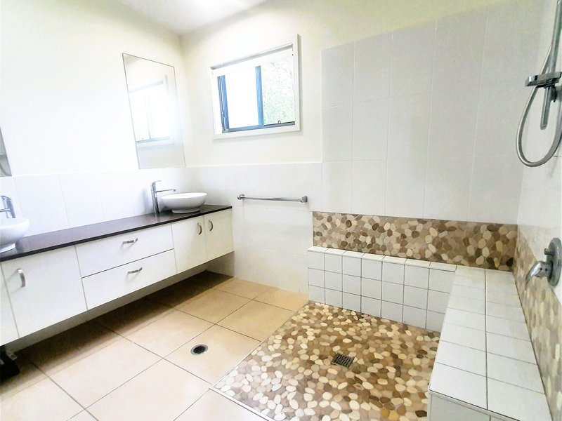 Photo - 1/3-5 Wyvern Road, Rainbow Beach QLD 4581 - Image 26