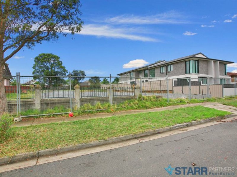 Photo - 13 Adah Street, Guildford NSW 2161 - Image 3