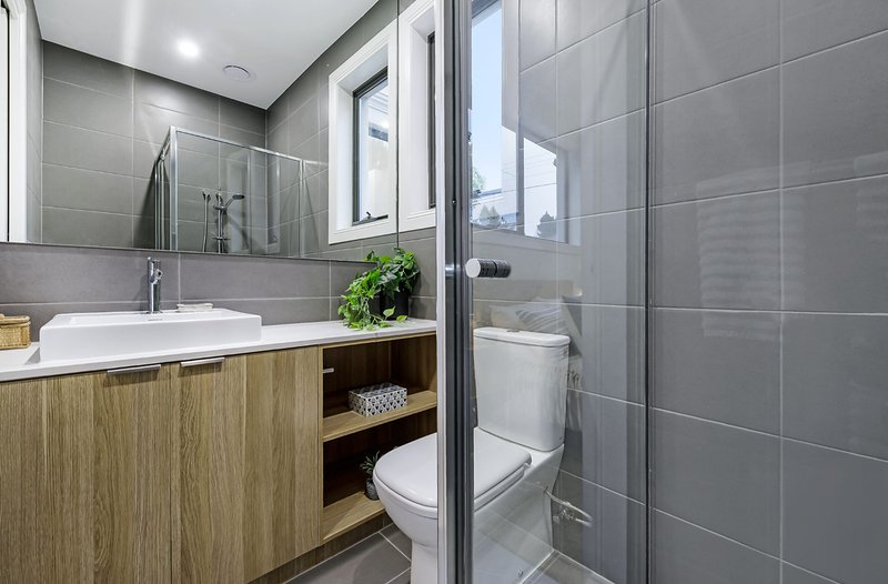 Photo - 1/3 Adrienne Crescent, Mount Waverley VIC 3149 - Image 10