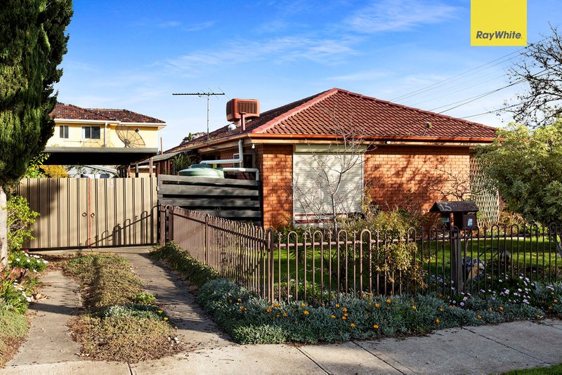 13 Alan Street, Kings Park VIC 3021