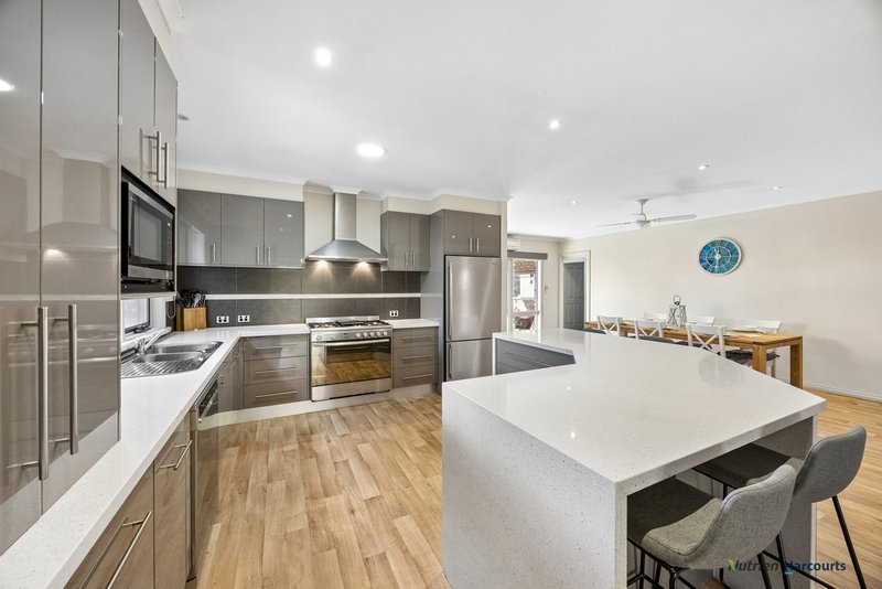 Photo - 13 Albert Street, Alexandra VIC 3714 - Image 4
