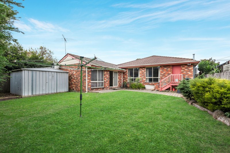 Photo - 13 Allan Avenue, South Morang VIC 3752 - Image 6