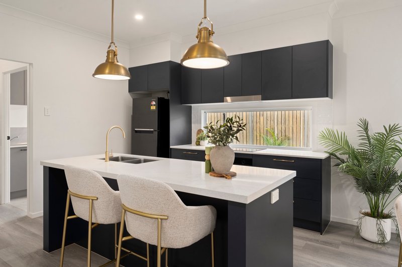 Photo - 13 Alpine Street, Redland Bay QLD 4165 - Image 2