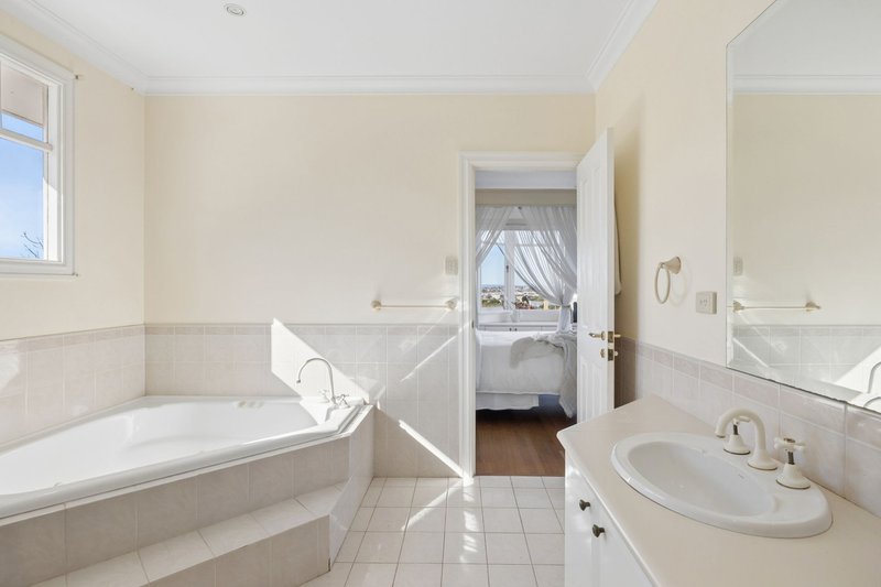 Photo - 13 Alver Road, Doubleview WA 6018 - Image 6