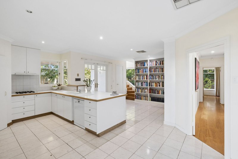 Photo - 13 Alver Road, Doubleview WA 6018 - Image 17