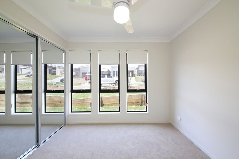 Photo - 1/3 Amber Court, Redbank Plains QLD 4301 - Image 4