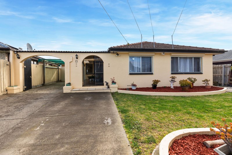 Photo - 13 Amelia Avenue, Deer Park VIC 3023 - Image 14