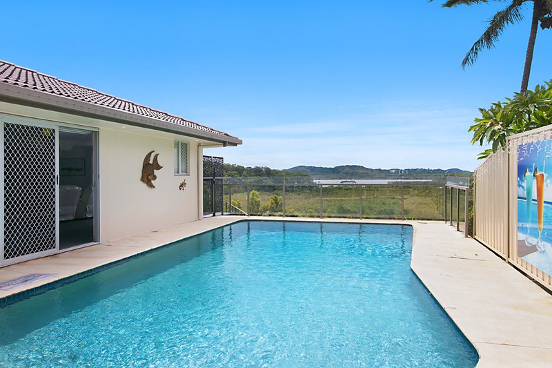 Photo - 13 Anconia Avenue, Tweed Heads West NSW 2485 - Image 2