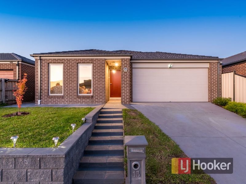 13 Andretti Avenue, Lynbrook VIC 3975