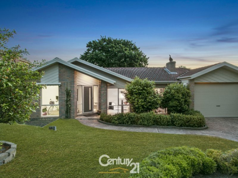 13 Andrew Court, Pakenham VIC 3810