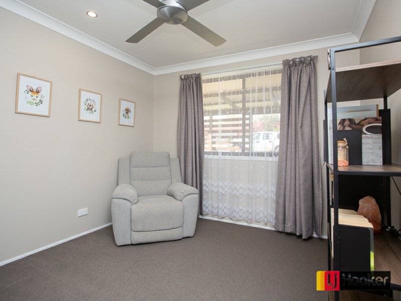 Photo - 13 Angela Street, East Tamworth NSW 2340 - Image 7