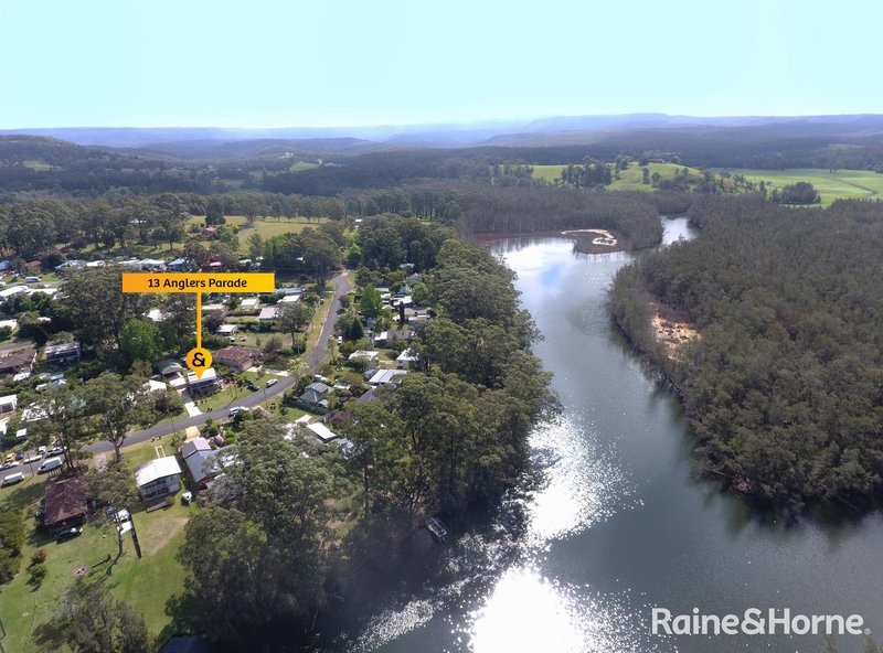 13 Anglers Parade, Fishermans Paradise NSW 2539