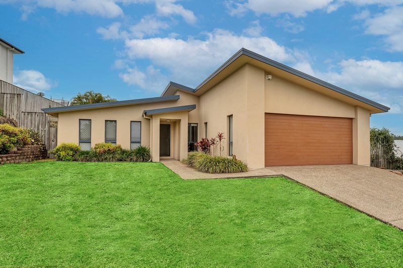 Photo - 13 Angourie Crescent, Pacific Pines QLD 4211 - Image 16