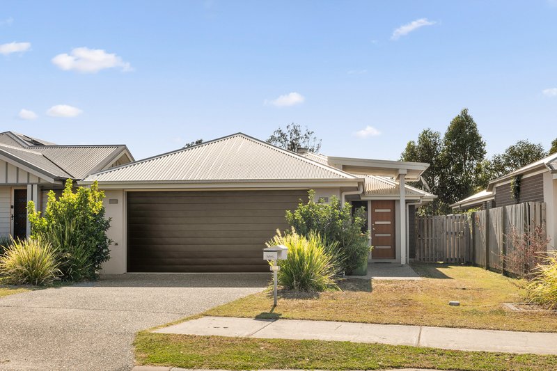 13 Angus Court, Park Ridge QLD 4125