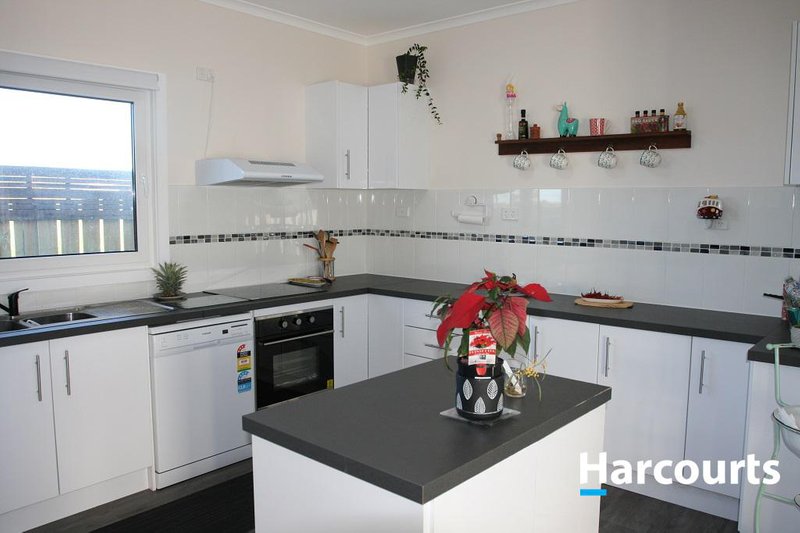 Photo - 13 Annabel Drive, St Helens TAS 7216 - Image 8