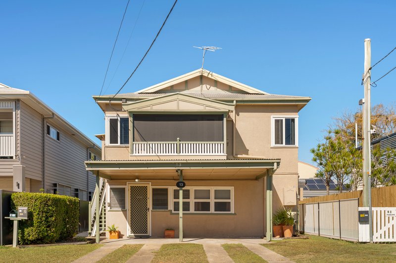 Photo - 13 Annie Street, Woody Point QLD 4019 - Image 1