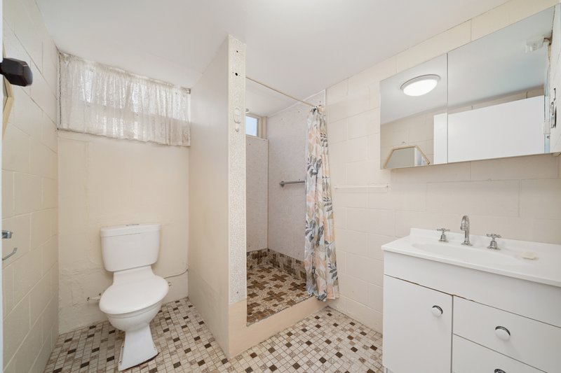 Photo - 13 Annie Street, Woody Point QLD 4019 - Image 27