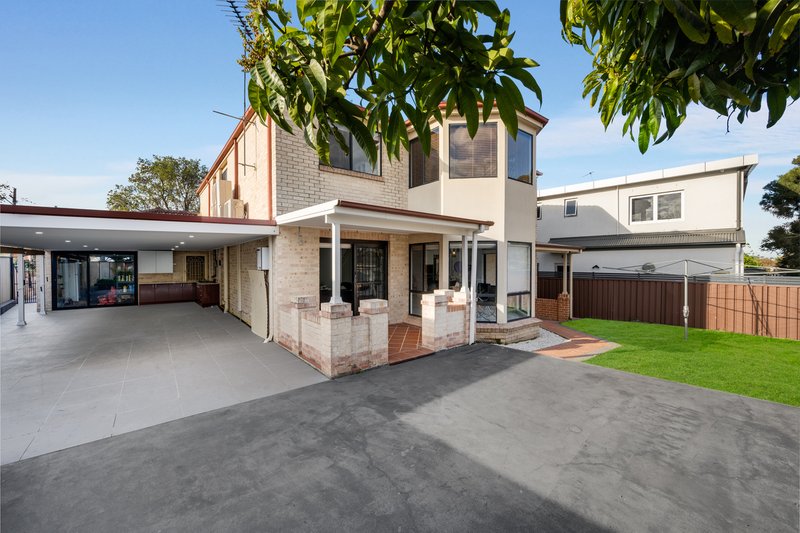 Photo - 13 Archer Crescent, Bankstown NSW 2200 - Image 10