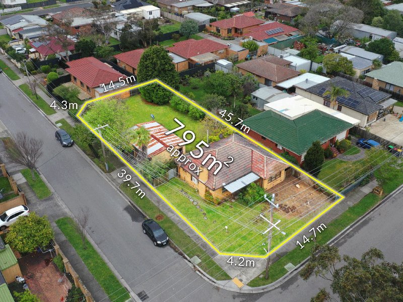 Photo - 13 Arena Square, Noble Park VIC 3174 - Image 1