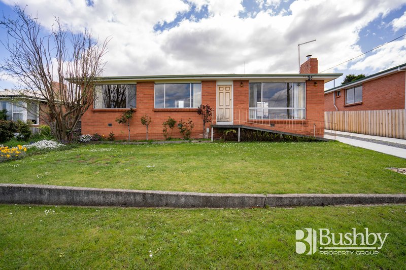 Photo - 13 Arnold Street, Newnham TAS 7248 - Image 2