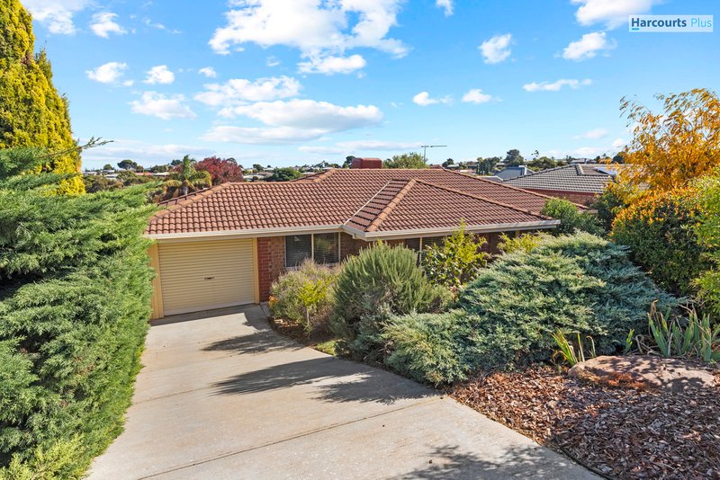 Photo - 13 Aroona Road, Hallett Cove SA 5158 - Image 15