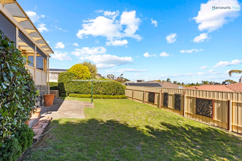 Photo - 13 Aroona Road, Hallett Cove SA 5158 - Image 17