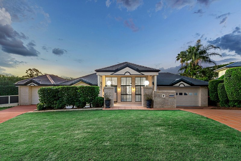 Photo - 13 Ashdon Close, Bridgeman Downs QLD 4035 - Image 2