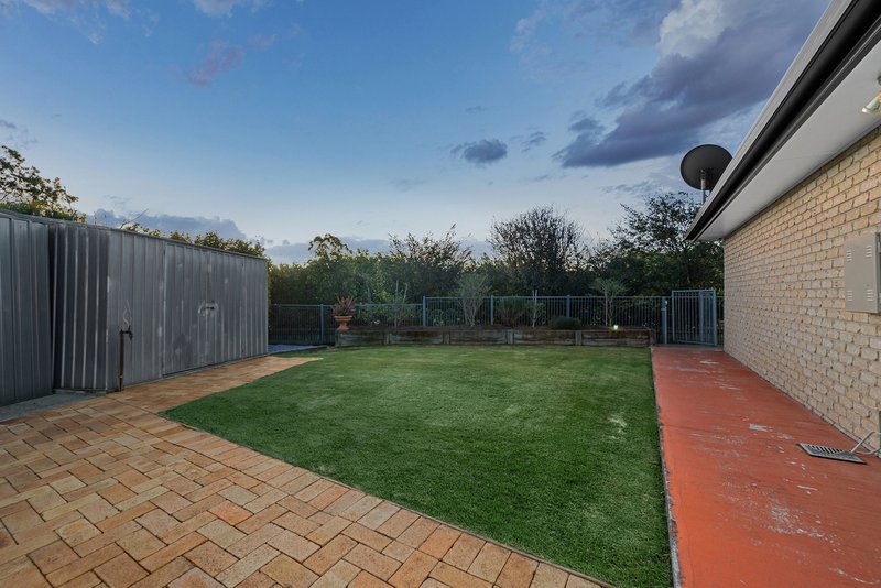 Photo - 13 Ashdon Close, Bridgeman Downs QLD 4035 - Image 17