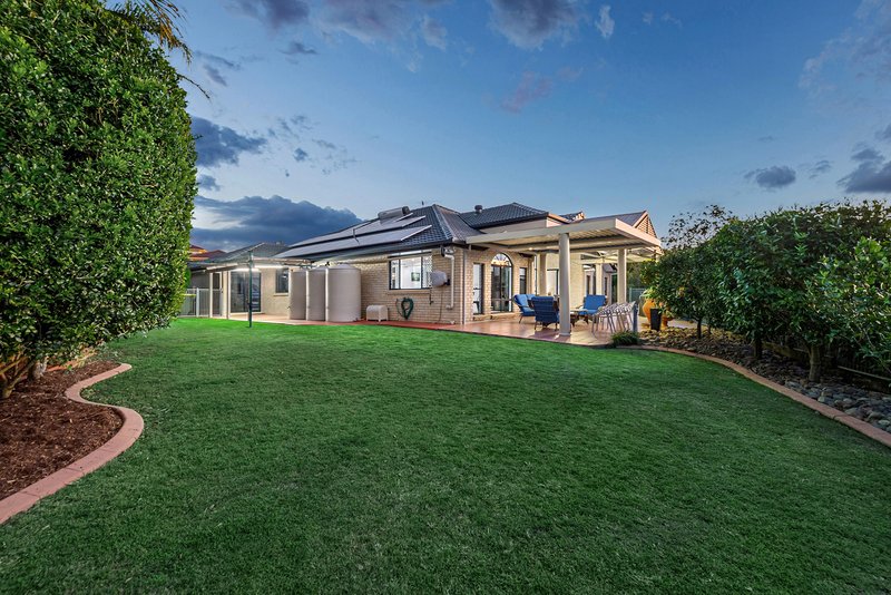 Photo - 13 Ashdon Close, Bridgeman Downs QLD 4035 - Image 18