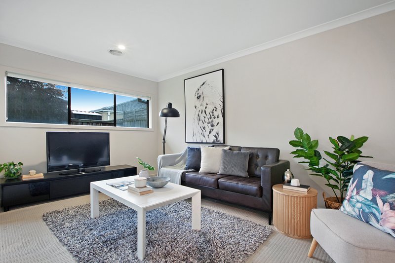 Photo - 13 Atarhi Parade, Lalor VIC 3075 - Image 11