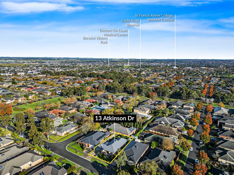 Photo - 13 Atkinson Drive, Berwick VIC 3806 - Image 17