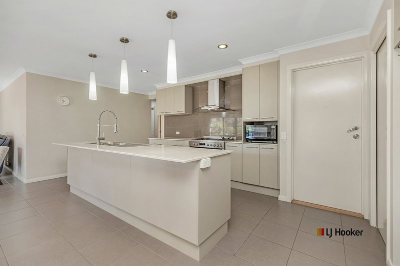 Photo - 13 Aviemore Court, Moama NSW 2731 - Image 5