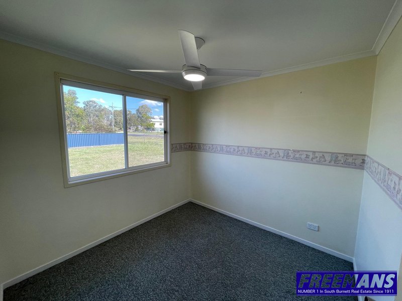 Photo - 13 Avoca Place, Nanango QLD 4615 - Image 9