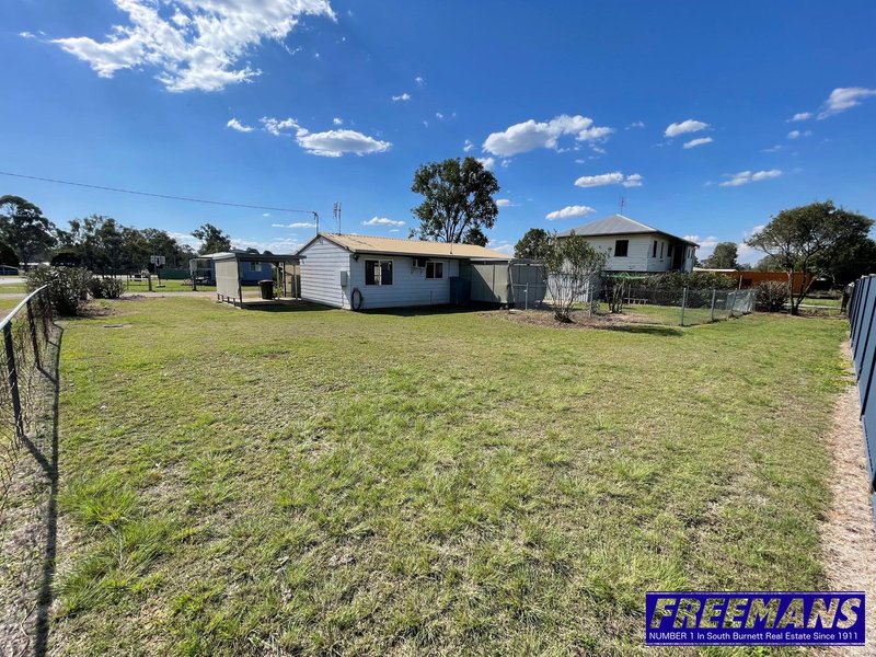 Photo - 13 Avoca Place, Nanango QLD 4615 - Image 18