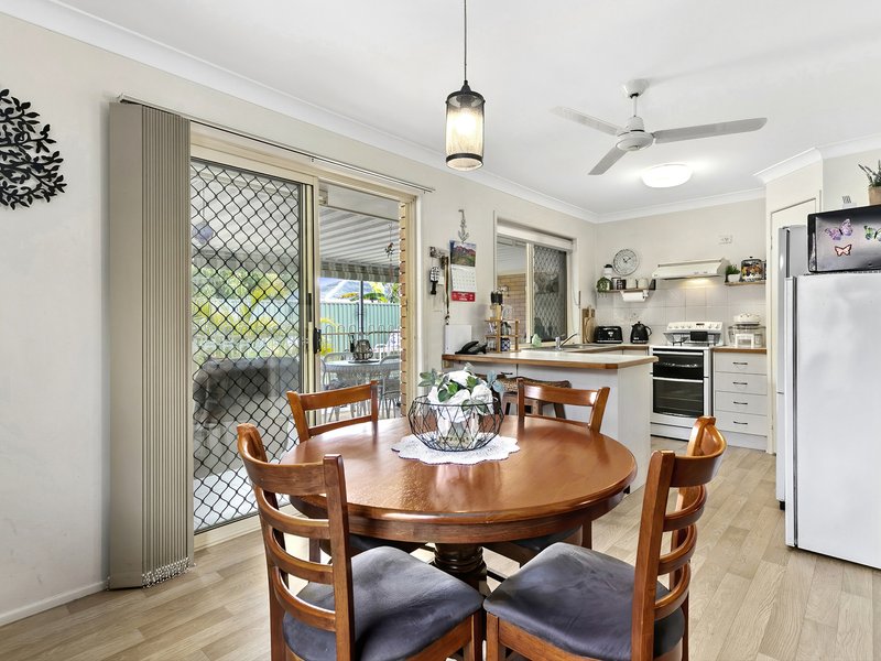 Photo - 13 Avon Ave , Banksia Beach QLD 4507 - Image 9