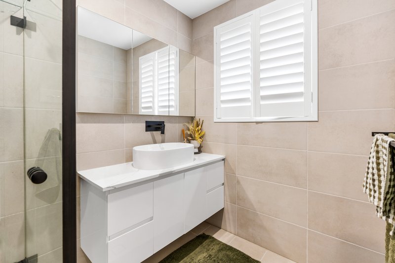 Photo - 13 Bach Place, Bonnyrigg Heights NSW 2177 - Image 10