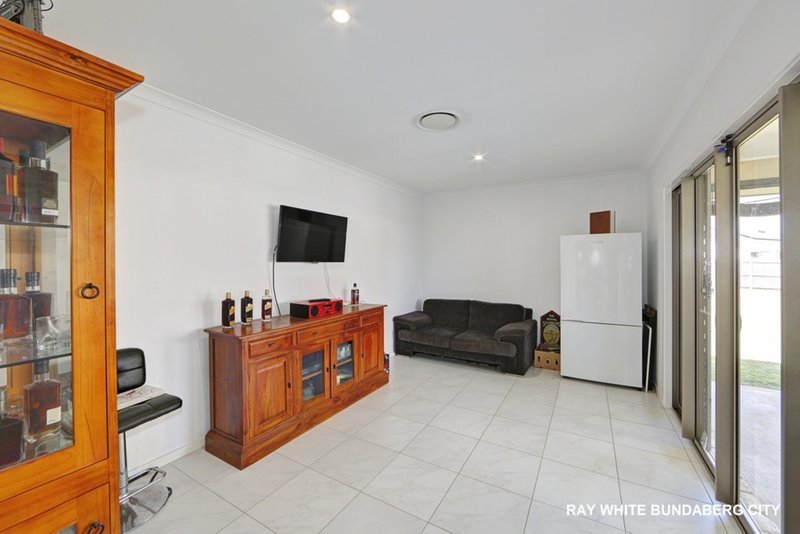 Photo - 13 Back Hill Drive, Coral Cove QLD 4670 - Image 8