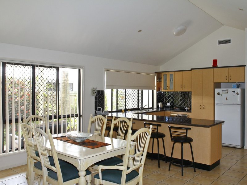 Photo - 13 Baker Finch Place, Twin Waters QLD 4564 - Image 6