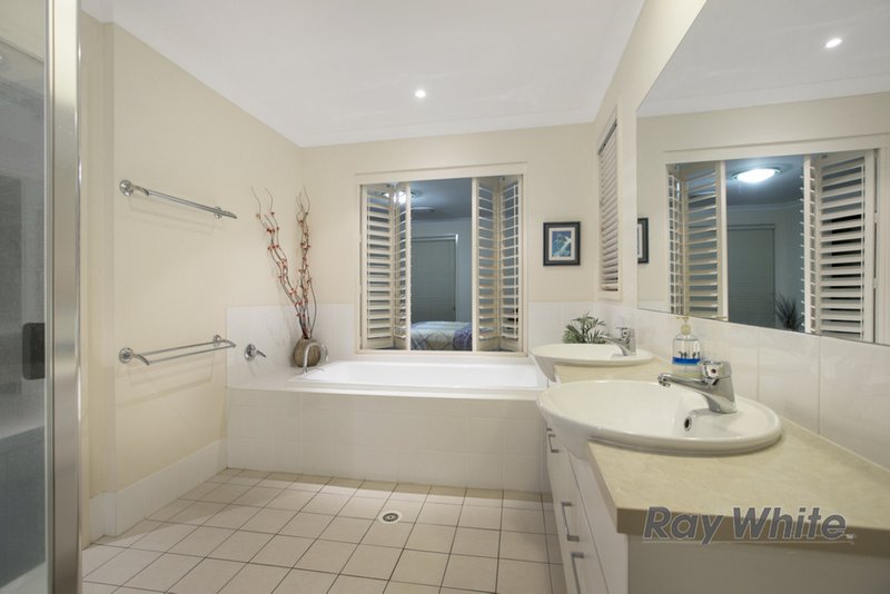 Photo - 13 Balfour Place, Thornlands QLD 4164 - Image 5