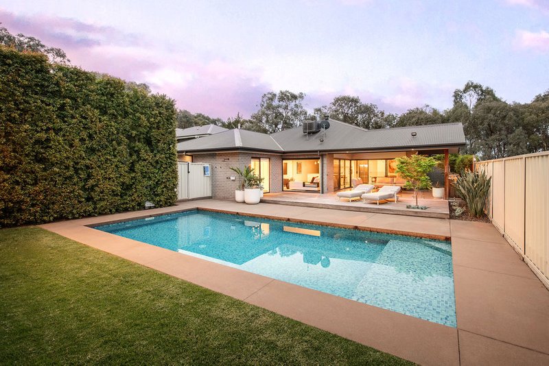 Photo - 13 Ballyneal Terrace, Wodonga VIC 3690 - Image 3