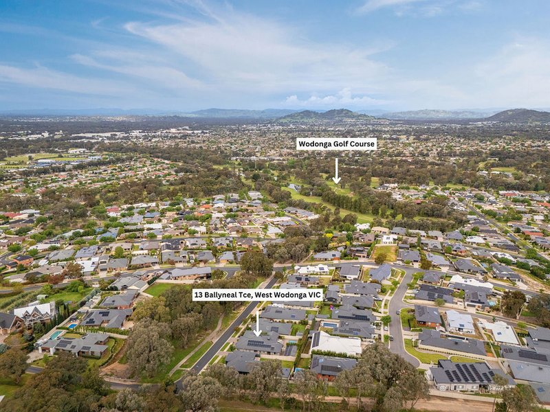 Photo - 13 Ballyneal Terrace, Wodonga VIC 3690 - Image 29