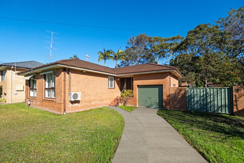 13 Banks Close, Bateau Bay NSW 2261