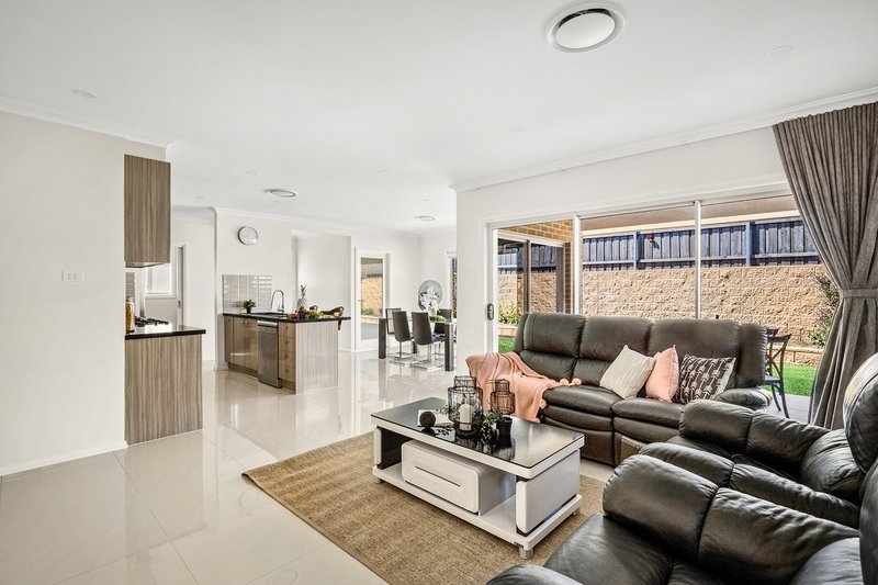 Photo - 13 Bannaby Crescent, Schofields NSW 2762 - Image 2